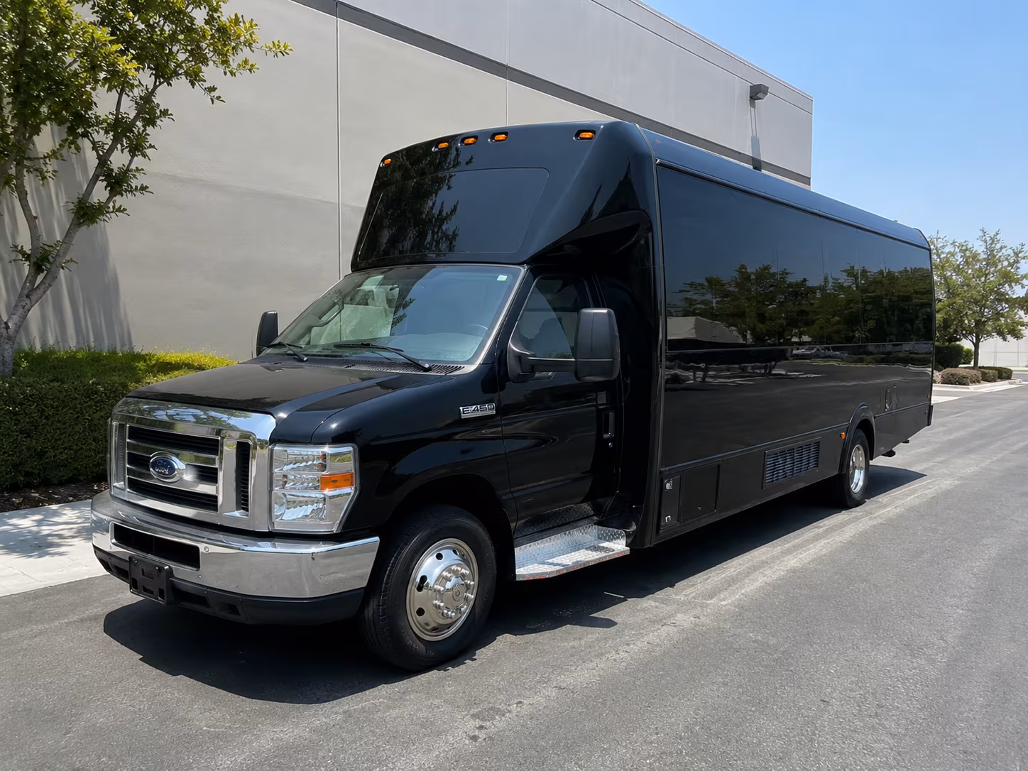 bachelorette party bus wine tours through napa and sonoma