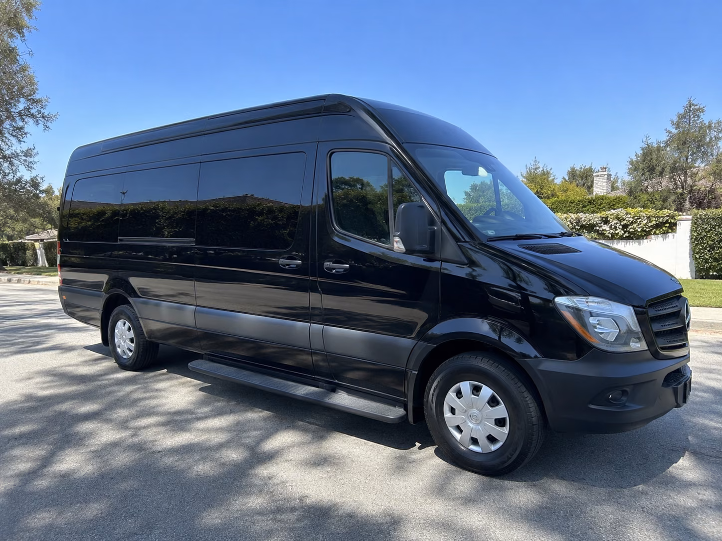 book the perfect ride for your next convention or trade show 1