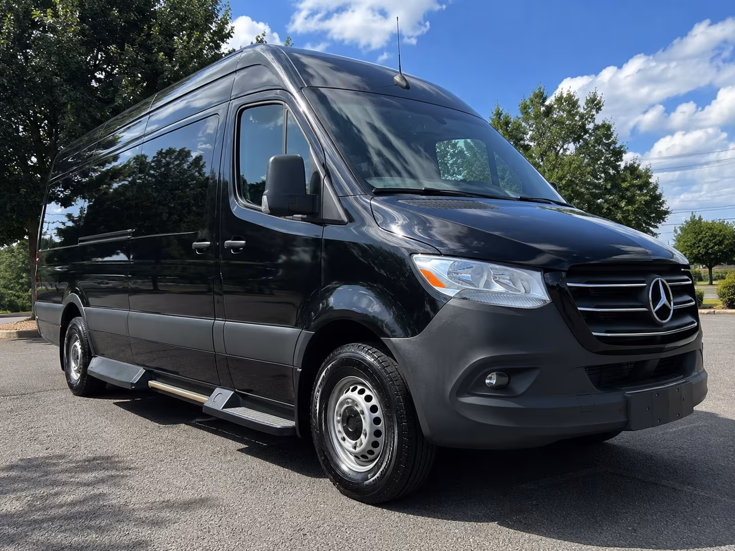 book the perfect ride for your next prom 3