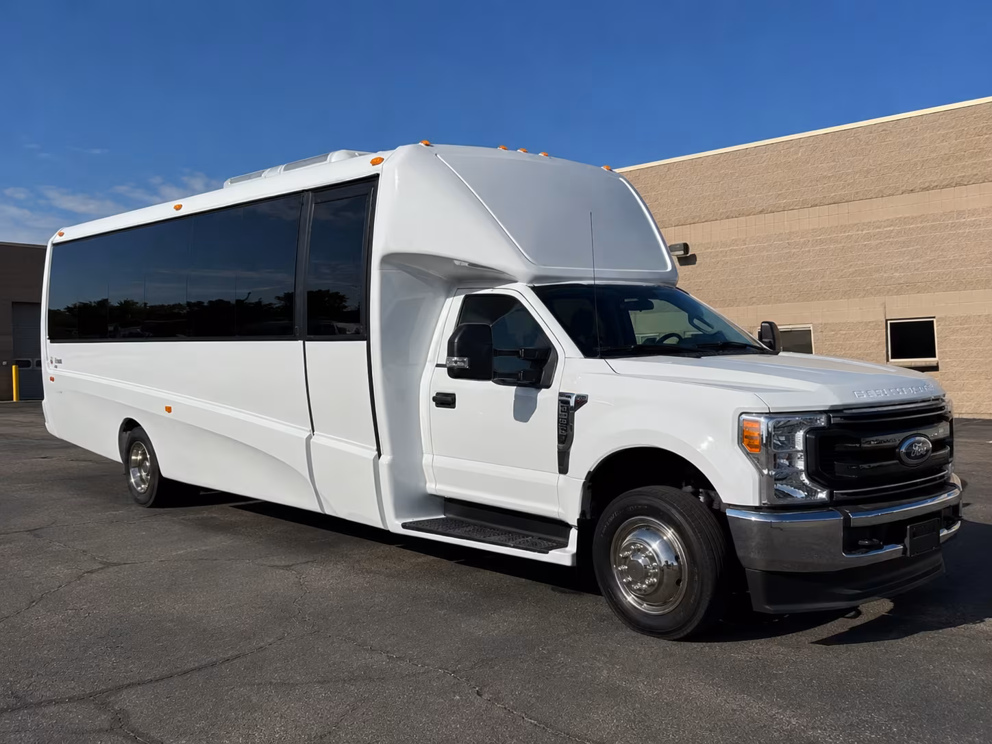 minibus rentals for san francisco bachelorette brunches and daytime itineraries