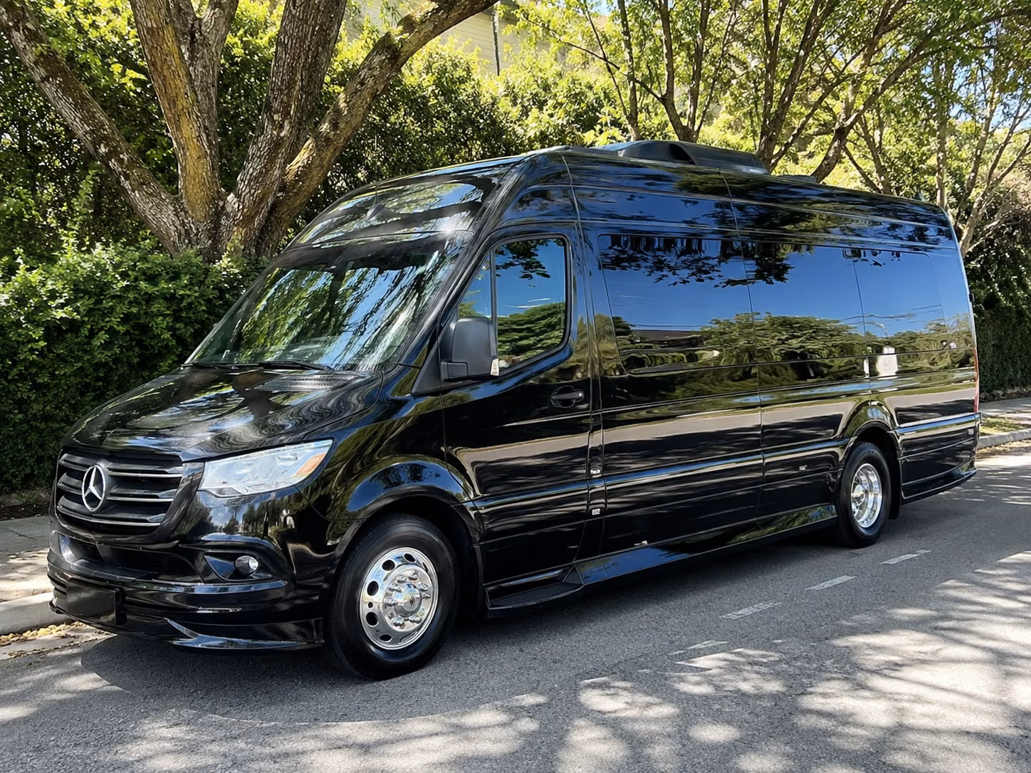 sprinter van and minibus wine tour rentals for small groups around the bay area